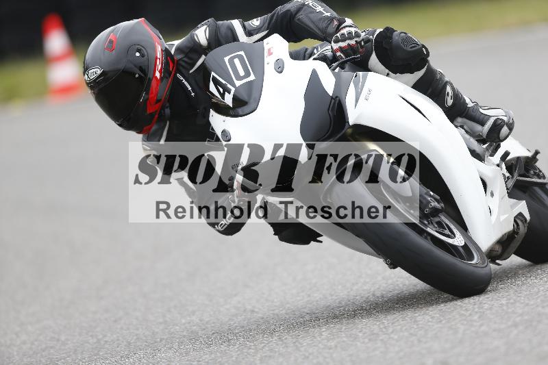 /Archiv-2024/12 19.04.2024 Discover the Bike ADR/Race 3/40